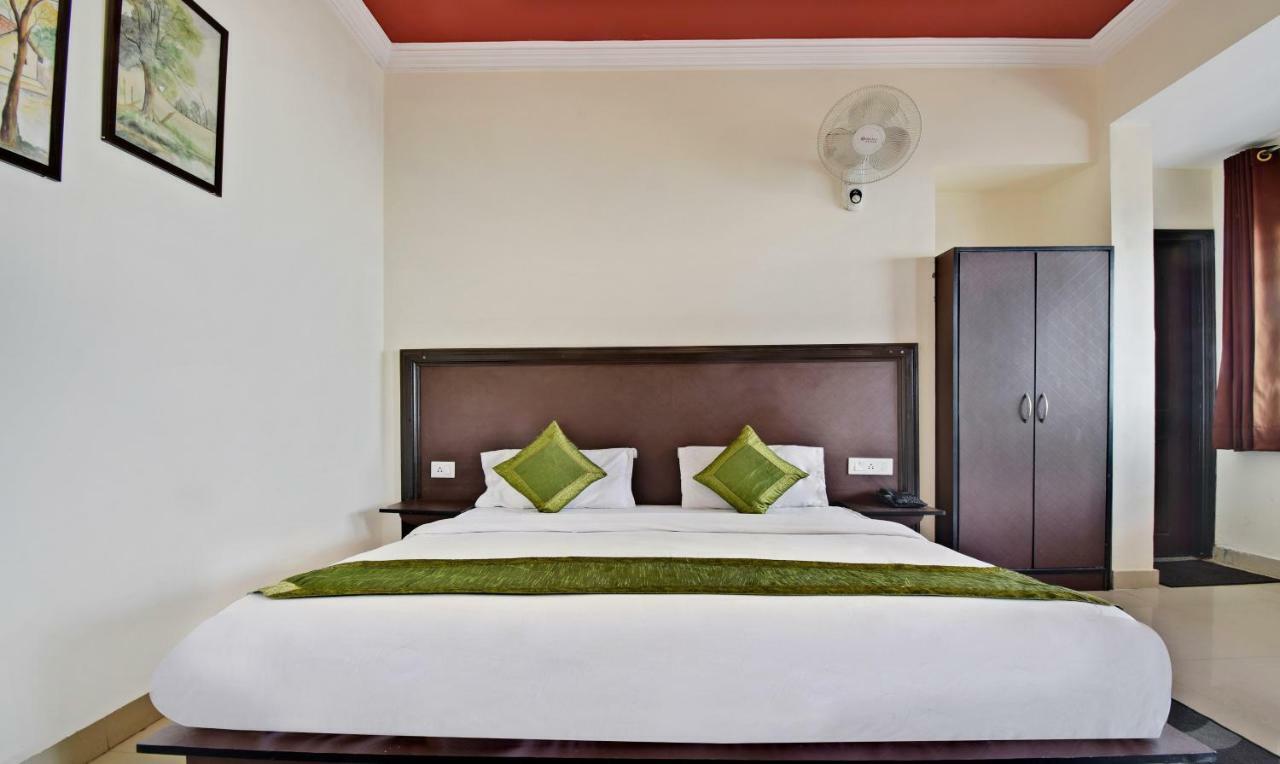 Treebo Mayur, Mall Road Mussoorie Exterior foto